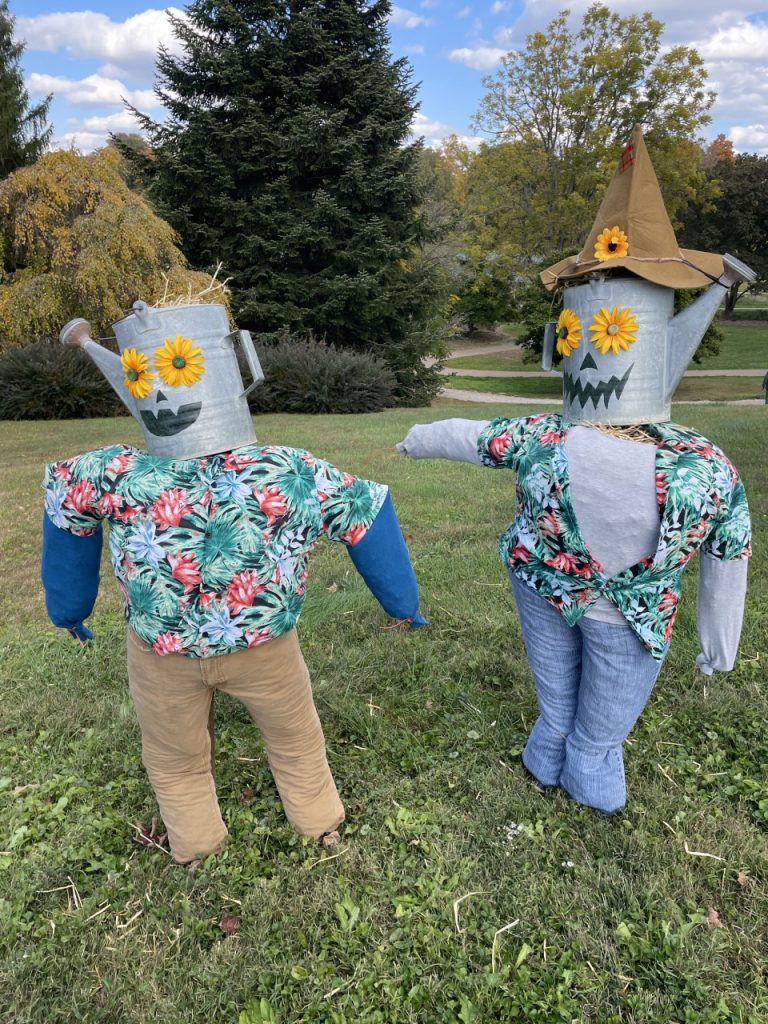 The Ex-STRAW-Dinary Scarecrows are back!